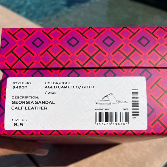 *NWT* Tory Burch Georgia Sandal Calf Leather. Aged Carmello Brown - Picture 3 of 6